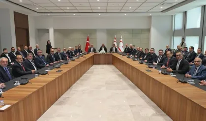 Tufan Erhürman, HATSO Yönetim Kurulu heyetini kabul etti