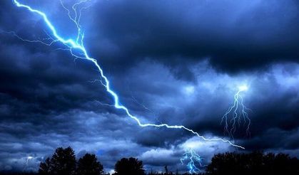 Diyarbakır’da okul bahçesinde yıldırım faciası: 2 çocuk hayatını kaybetti