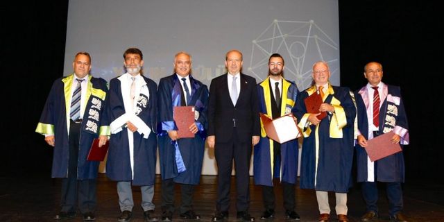Cumhurbaşkanı Ersin Tatar, YDÜ Bilim Ödülleri Töreni’ne katıldı