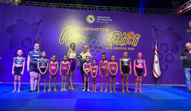 Mehmetçik Festivali’nde Modern Dans Cimnastik Gösterisi Yapıldı