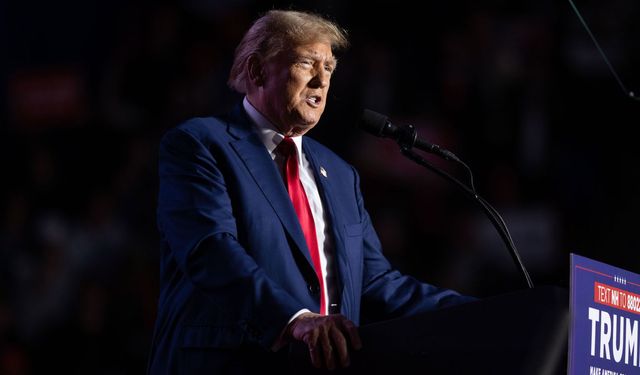 Eski ABD Başkanı Trump'ın avukatı hakaret davasında yaklaşık 150 milyon dolar tazminat ödeyecek