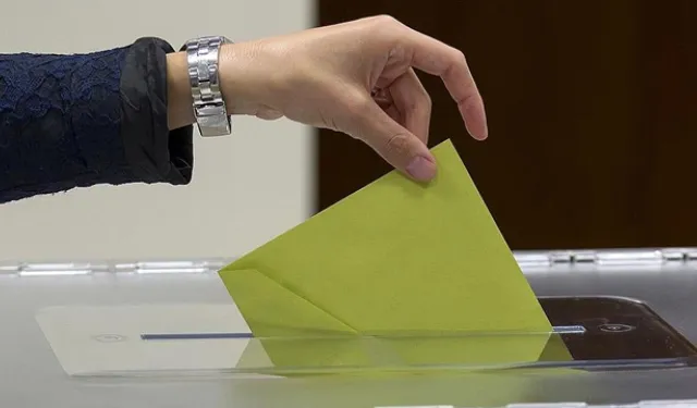 Güneyde daimi ve özel seçmen listeleri açıklandı: 104 bin Kıbrıslı Türk oy kullanabilecek