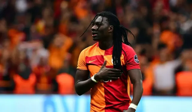 Galatasaray’ın eski golcüsü Bafetimbi Gomis futbolu bıraktı