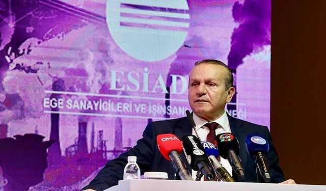 Ataoğlu, İzmir'de Ege Sanayicileri ve İşinsanları Derneği'nin Yatırım Zirvesi'ne katıldı