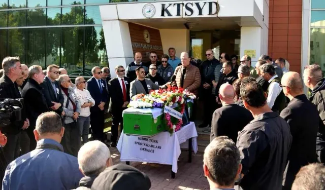 Fevzi Beyar için Kıbrıs Türk Spor Yazarları Derneği’nde tören düzenlendi