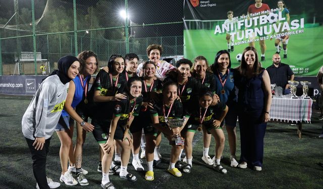 27’nci Naci Talat Halı Saha Anı Futbol Turnuvası tamamlandı