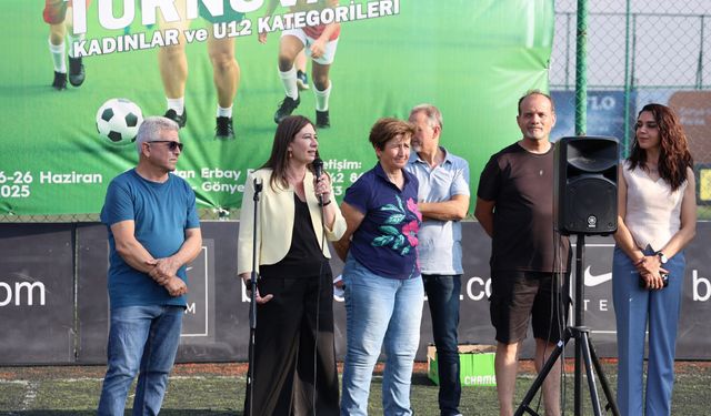 Sıla Usar İncirli: "“Ülkemizde gördüğümüz tek füze çocuklarımızın vuruşları ile havalanan toplar olsun”