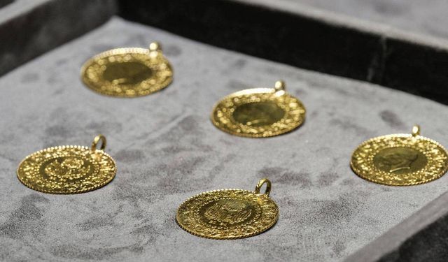 Çeyrek altın 10 bin 75 TL’yi geçti