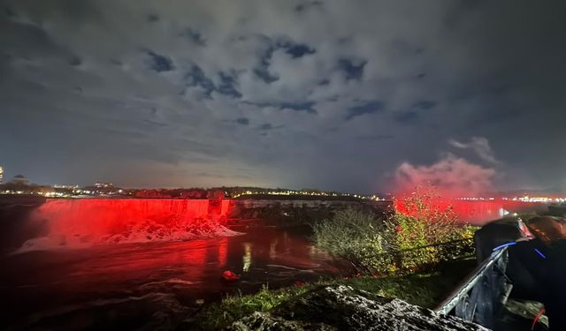 Lösemi Haftasında dünya turuncuya büründü