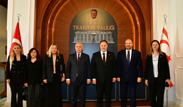 Meclis Başkanı Öztürkler, Trabzon’da temaslarda bulunuyor