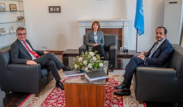 Erhürman ve Hristodulidis, Holguin ev sahipliğinde ara bölgede bir araya geldi