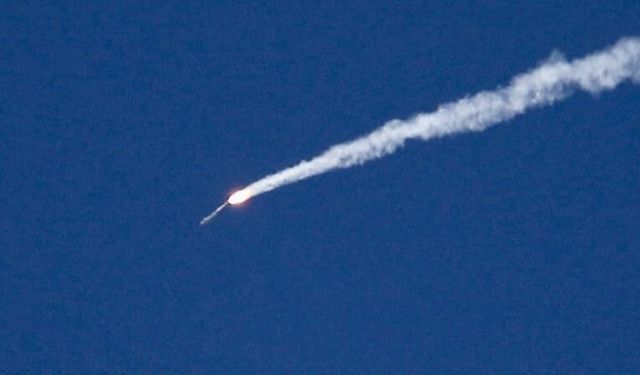 İran ordusundan "ABD ve İsrail, İran İHA'sını taklit ederek bölge ülkelerine saldırı düzenliyor" açıklaması