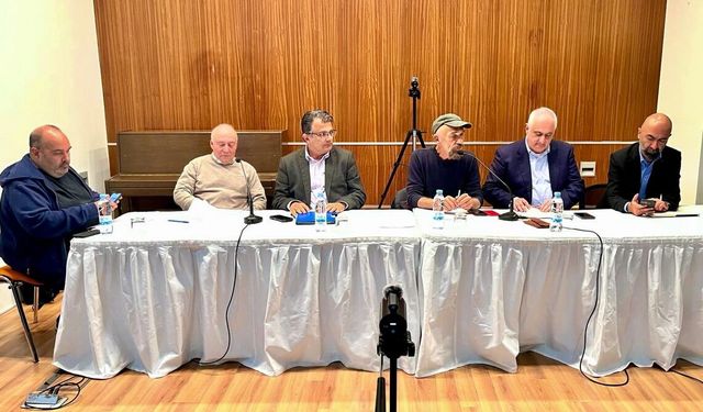 Larnaka’da Kıbrıs Sorunu Paneli: Akansoy’dan diyalog ve çözüm vurgusu