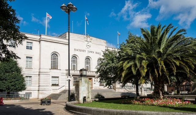 Hackney’de tarihi sonuç: 24 yıllık İşçi Partisi dönemi sona erdi
