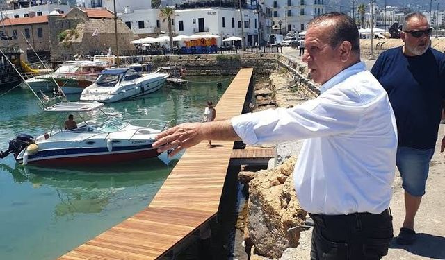 Ataoğlu, Girne Antik Liman’daki iskele çalışmalarını inceledi