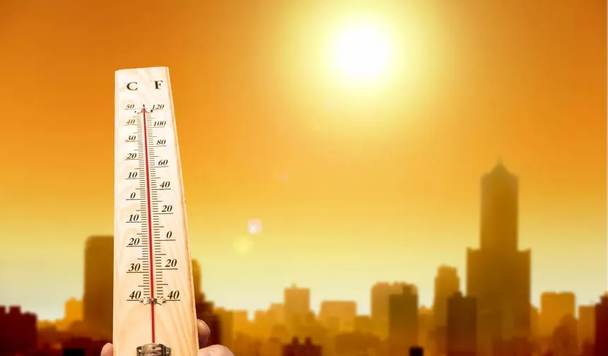 Hava sıcaklığı iç kesimlerde 5, sahillerde 4 derece düşecek