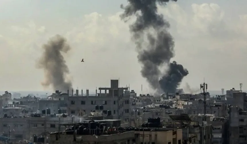 İngiltere, İsrail'in Gazze'deki Katolik kilisesine yönelik saldırısını "dehşet verici" olarak nitelendirdi