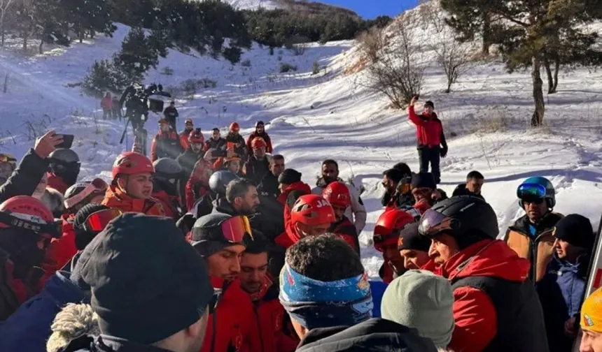 Palandöken'de çığ düştü: Milli sporcu Emre Yazgan hayatını kaybetti