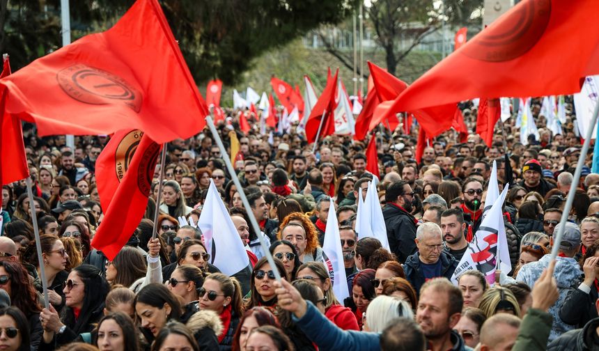 Tufan Erhürman: “Hükümet falan değil, bitik bir yapı var karşımızda!”