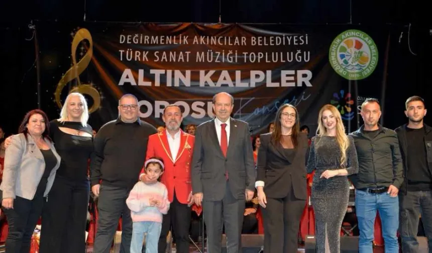 Tatar, Değirmenlik-Akıncılar Belediyesi Altın Kalpler Korusu TSM konserini izledi