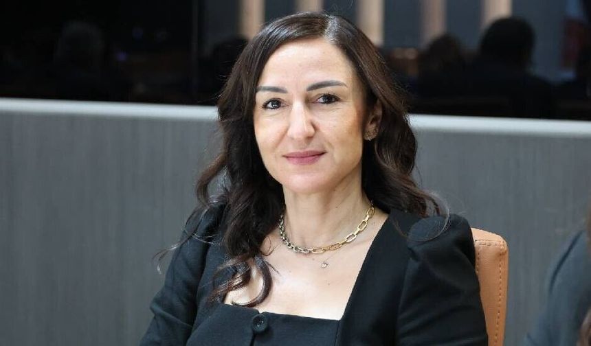 Jale Refik Rogers'tan Hakan Dinçyürek'e: Bilim ve liyakat seçim yaklaşınca yerini popülizme bırakıyor