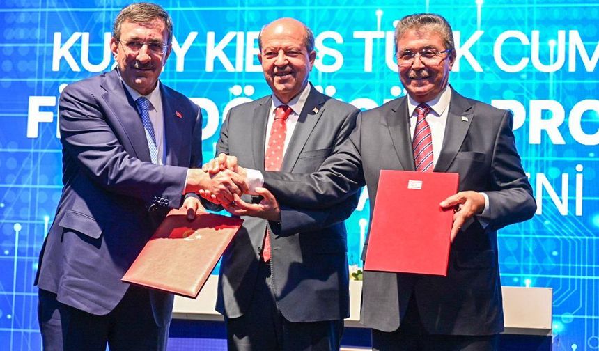 Başbakan Ünal Üstel: "KKTC’yi dijital çağa taşıyacak dev adım atıldı"