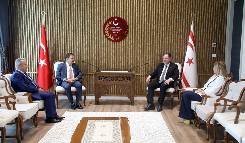 Öztürkler: Haberleşme ve tarım, geleceğin en stratejik sektörleridir