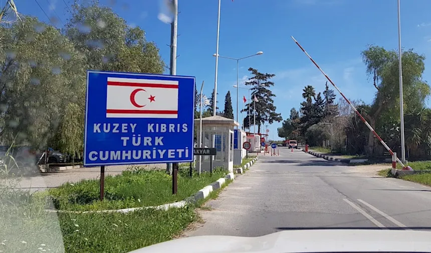 Fileleftheros Gazetesi: Tutuklamaların ardından Kıbrıslı Rumların Kuzey Kıbrıs'a geçişleri azaldı!