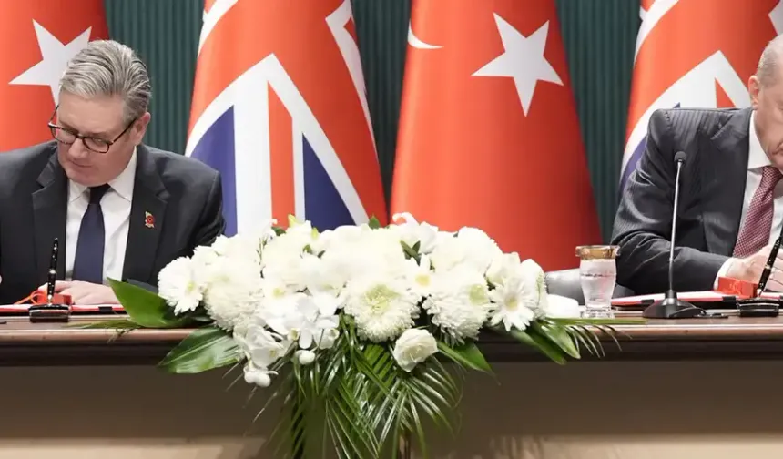 İmzalar atıldı: Türkiye İngiltere'den 20 Eurofighter alıyor