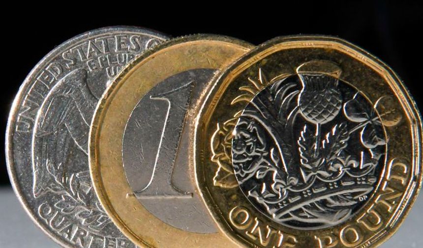 Euro 50,15 TL, sterlin 57,20 TL, dolar 42,75 TL’den işlem görüyor