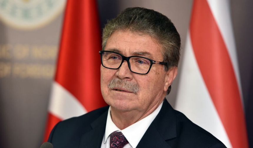 Başbakan Üstel, hükümetin ekonomiye yönelik destek paketini açıkladı