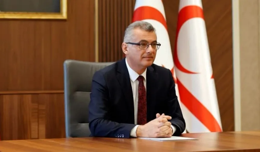 Tufan Erhürman, “Cumhurbaşkanlığında 100 Gün” basın toplantısı düzenliyor