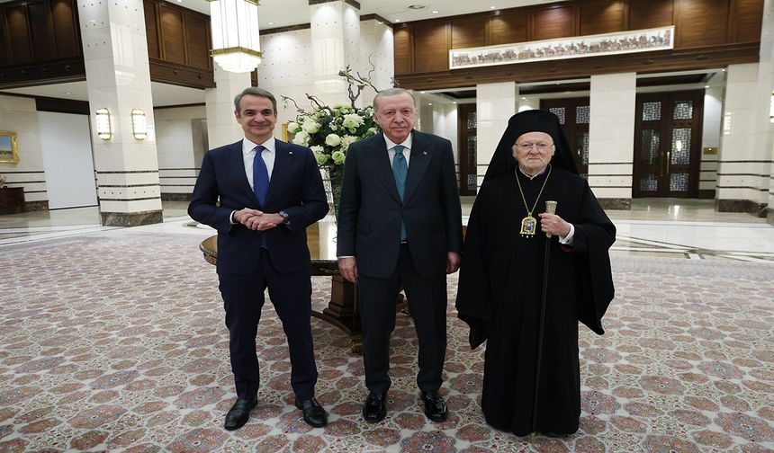 Erdoğan, Miçotakis ve Fener Rum Patriği ile görüştü