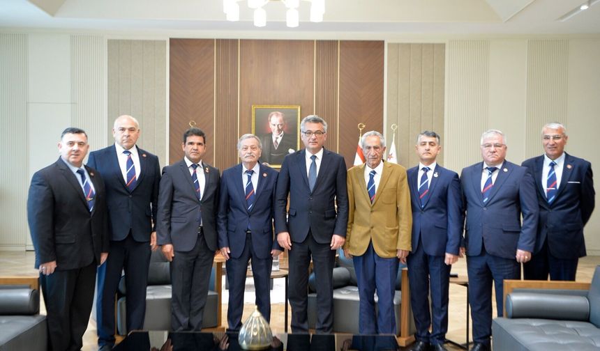 Cumhurbaşkanı Tufan Erhürman, Kıbrıs Türk Emekli Subaylar Derneği heyetini kabul etti