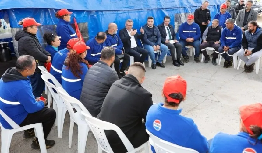 Cumhurbaşkanı Erhürman, grevdeki Ektam çalışanlarını ziyaret ederek görüş ve taleplerini dinledi