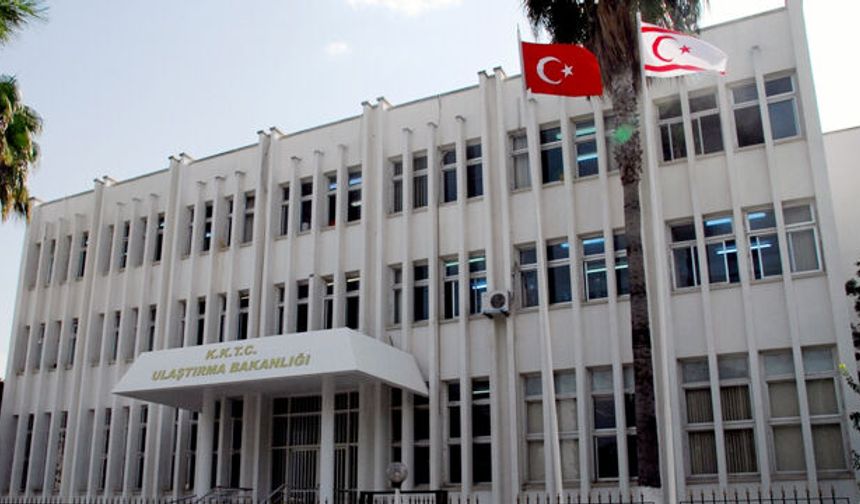 Ulaştırma Bakanlığı'ndan dolandırıcılık uyarısı: Farklı ülke kodlarıyla gelen sahte SMS’lere dikkat