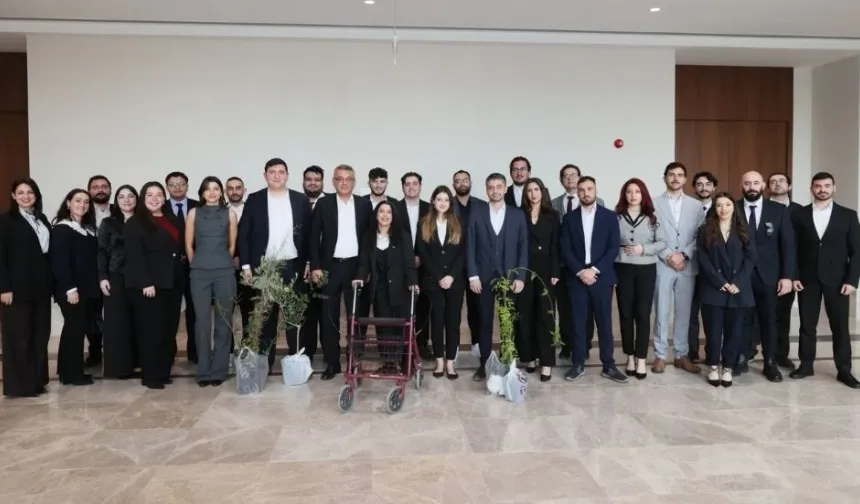 Erhürman: “Gençlerin eleştirileri benim için çok kıymetli”