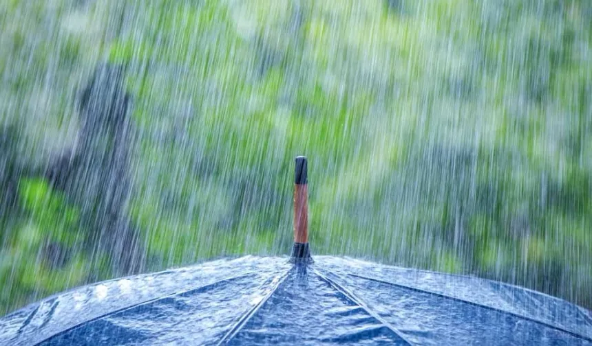 Hafta sonu sağanak yağmur ve yer yer fırtına bekleniyor