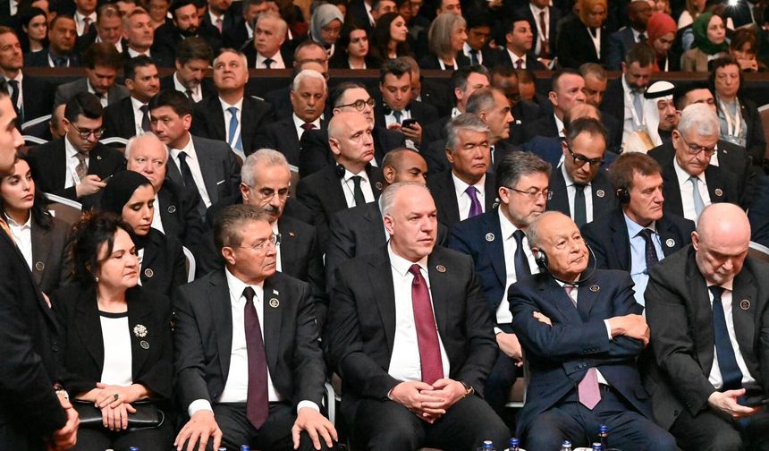 Başbakan Ünal Üstel, 5. Antalya Diplomasi Forumu’na katıldı.