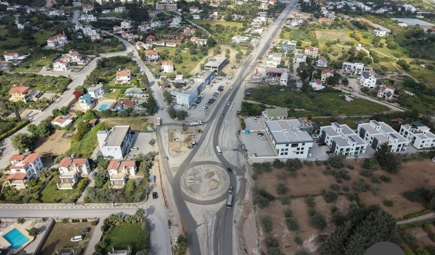 Çatalköy-Girne yolu çalışmaları sürüyor: “Zamanında bitecek” mesajı