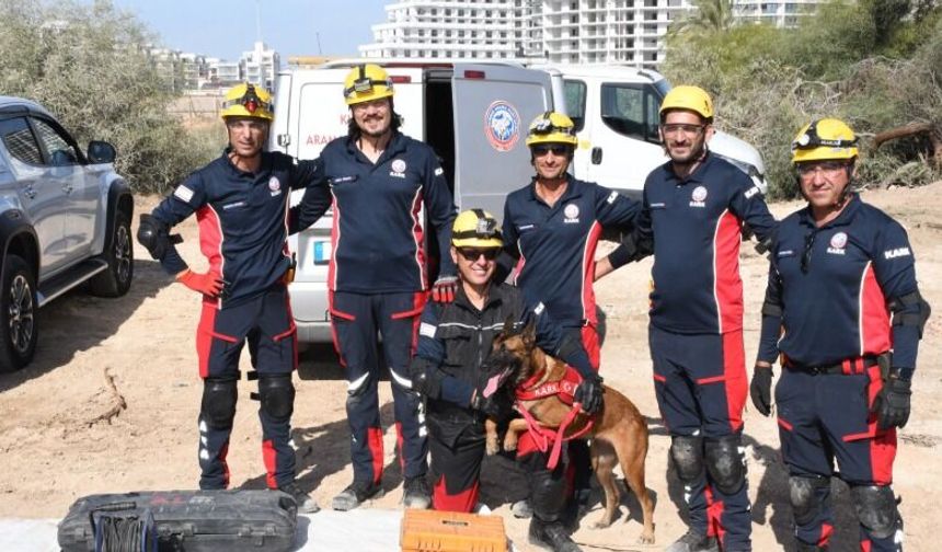 KARK’ın Arama Kurtarma Köpeği Sebil, Tekirdağ’daki zorlu enkaz eğitiminde görev aldı