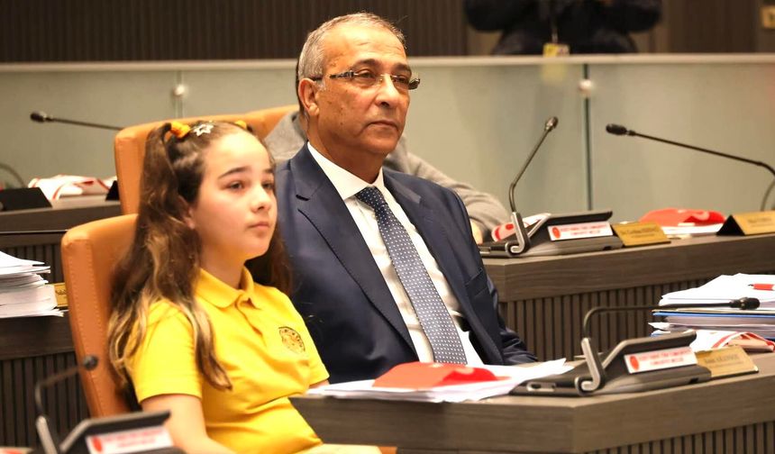 Fikri Toros, 23 Nisan mesajı yayımladı