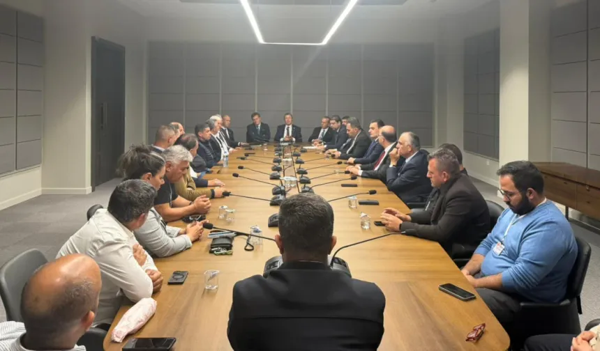 Başbakan Ünal Üstel: Düzenleme yeniden komiteye çekilecek, uzlaşıyla Genel Kurul’a taşınacak