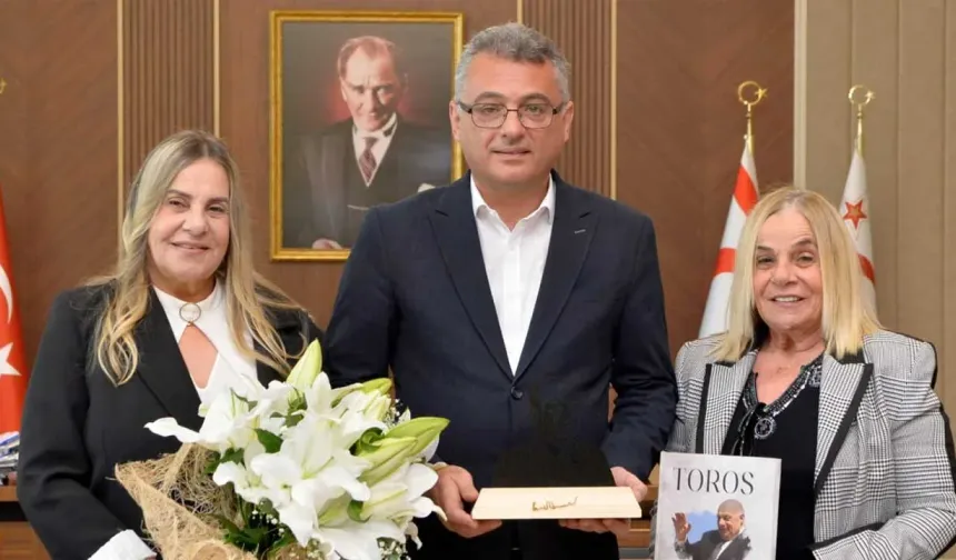 Cumhurbaşkanı Tufan Erhürman, Rauf Raif Denktaş Vakfı yönetimini kabul etti