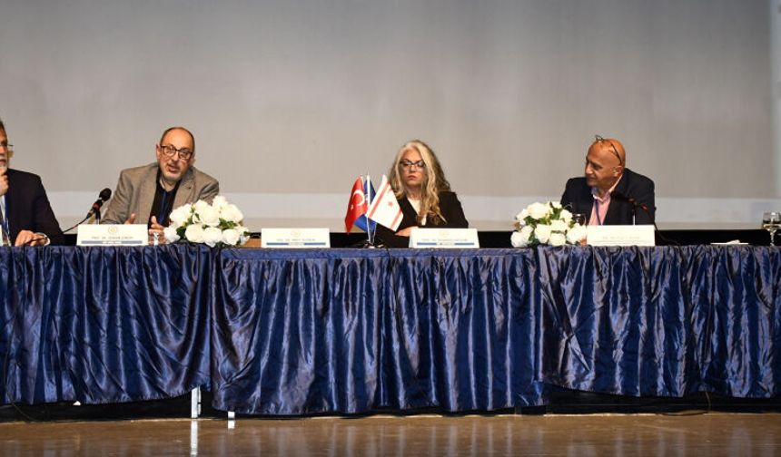 Deprem gerçeği DAÜ’de düzenlenen çalıştayda ele alındı