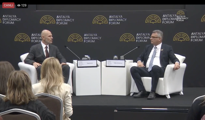 Erhürman ADF Talks’ta konuştu: “Görüşme masasındayız ama hapsolmayız”