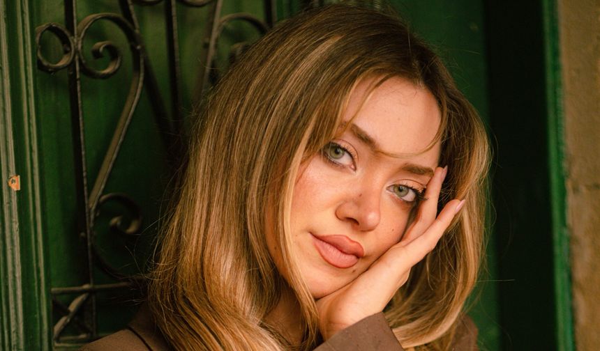 Ekranların zarif yüzü Eylül Uzel: “Mesleğimi severek yapıyorum”