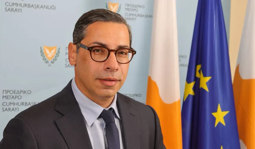 Rum Dışişleri Bakanı, ASEAN-AB toplantısında Asya ülkeleriyle görüştü