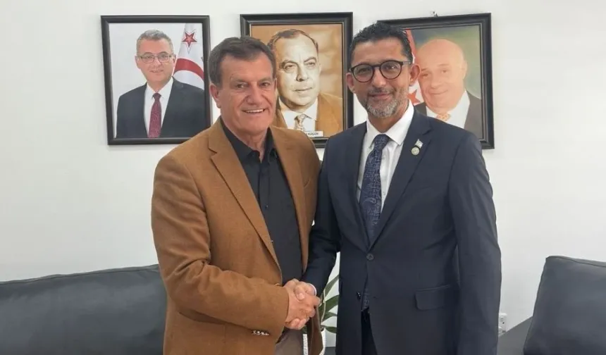 Latif Akça, YDP’ye katıldı