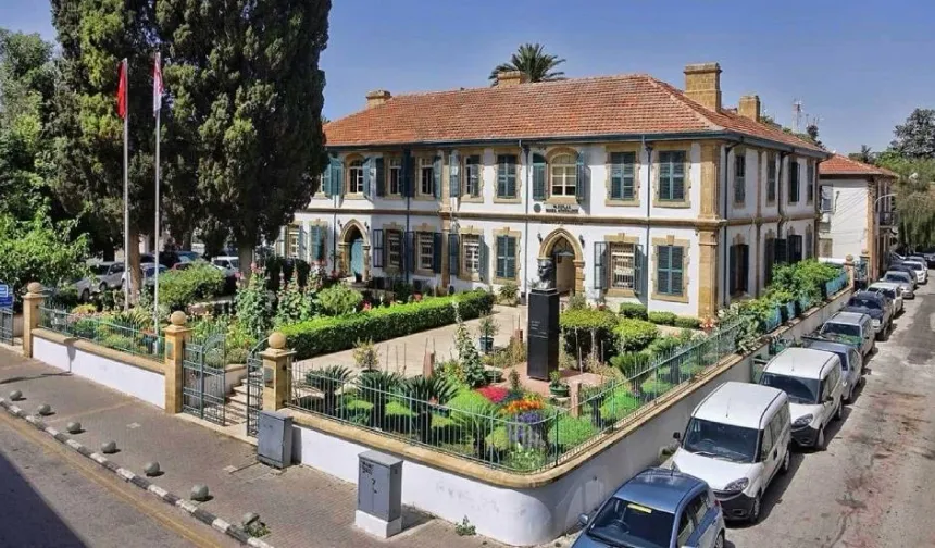 Vakıflar İdaresi'nden Rum Başpiskopos'a: Adada gelecek inşası, karşılıklı saygı ve diyalog ile mümkündür